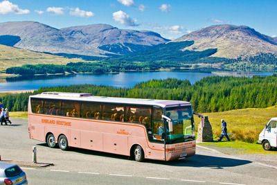 Coach tours and tour stops